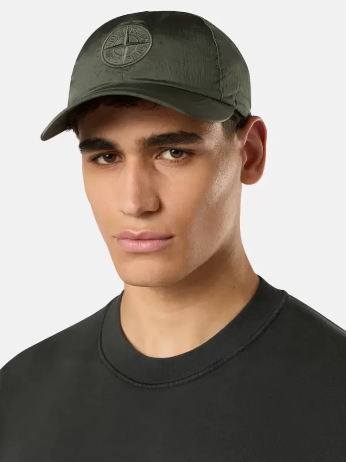 Baseballkappe mit Kordelzug und Compass-Stickerei