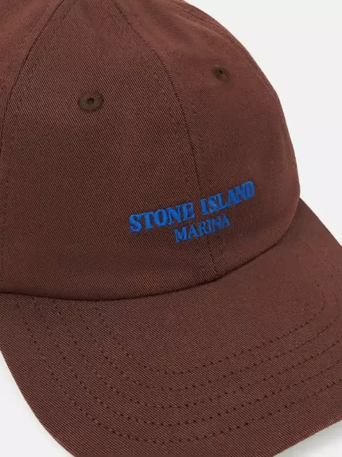 Baseballkappe mit verstellbarem Riemen und Stickerei