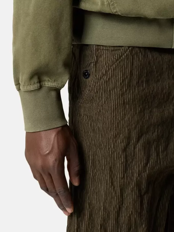 Bequeme Hose mit mehreren Taschen