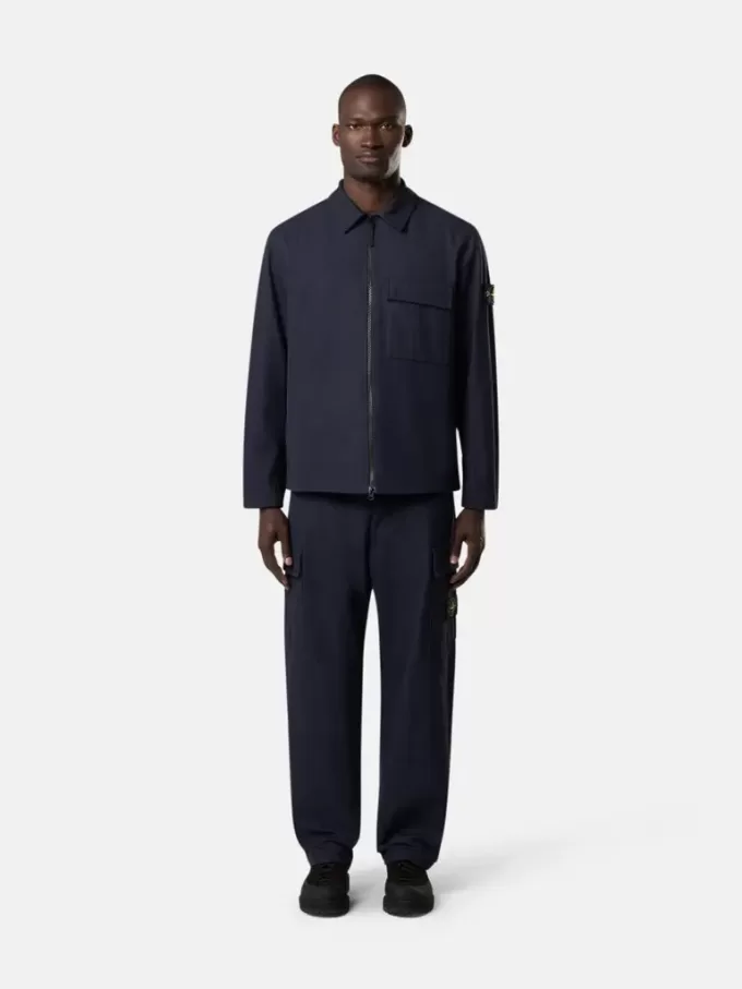 Bequemes Overshirt mit Brusttasche mit Zwickel