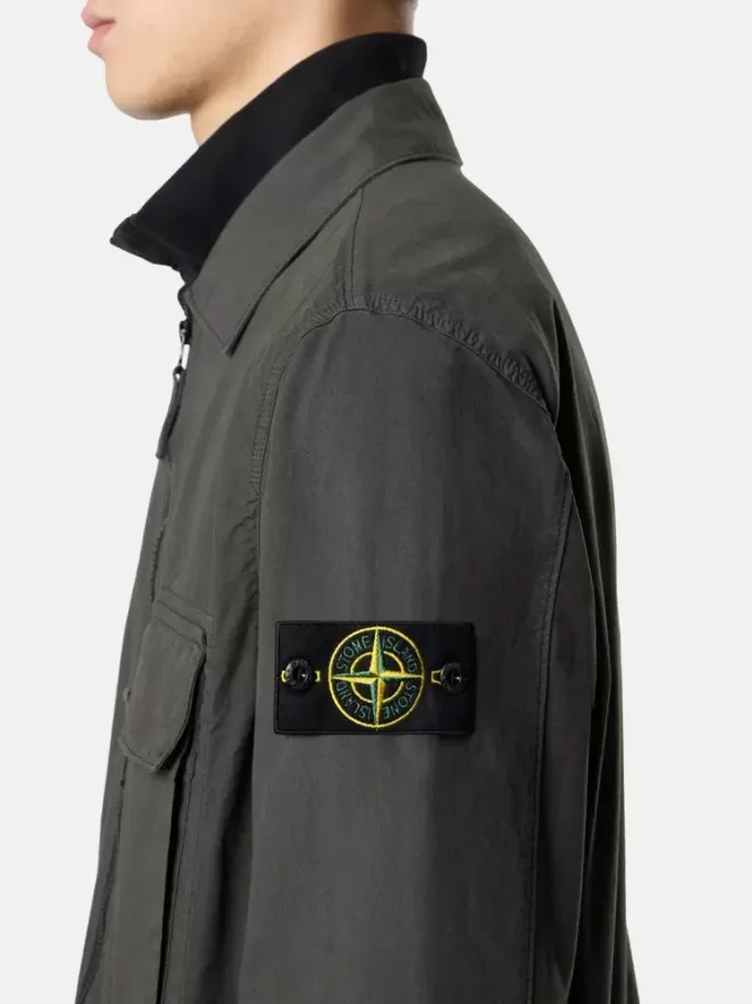 Bequemes Overshirt mit mehrlagigen Brusttaschen