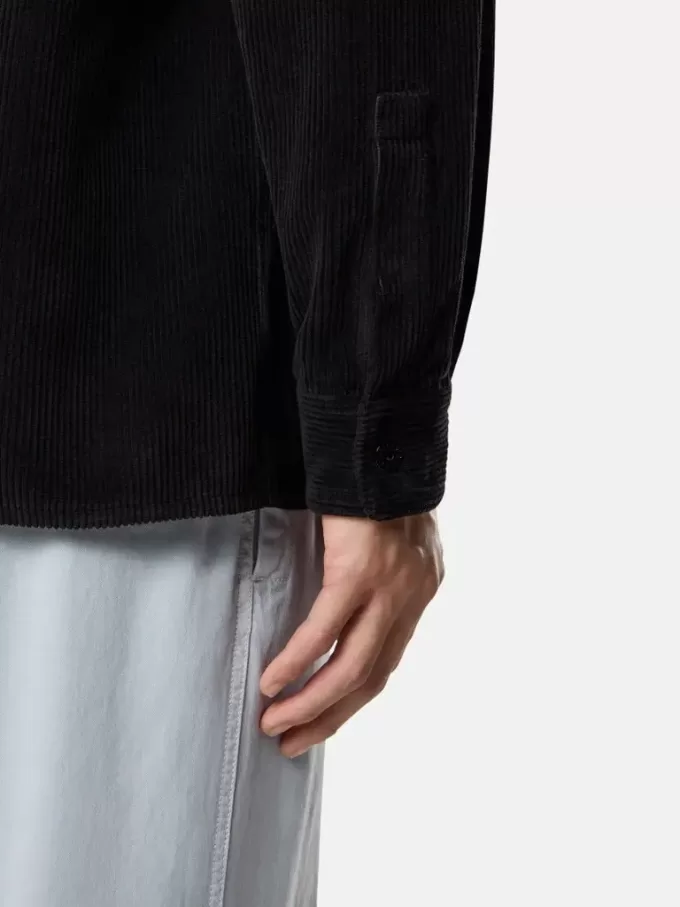 Bequemes Overshirt mit Taschen und Druckknopfverschluss