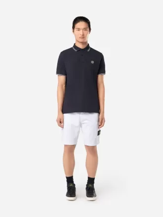 Bermudashorts in regulärer Passform mit elastischem Bund.