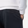 Bermudashorts in regulärer Passform mit elastischem Bund.