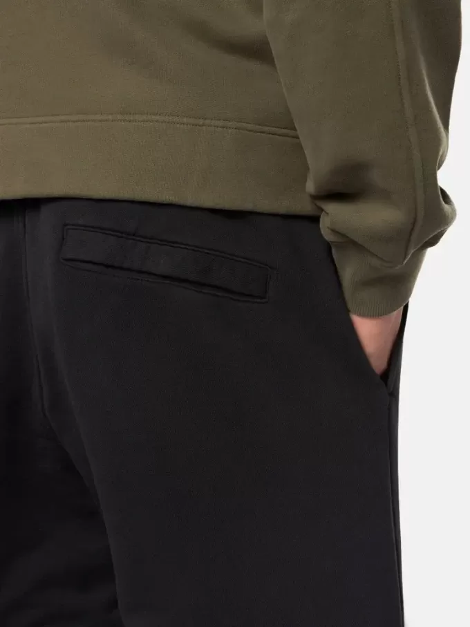 Bermudashorts in regulärer Passform mit elastischem Bund.