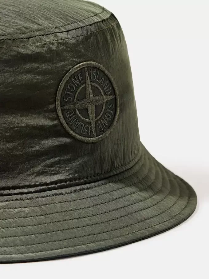 Bucket Hat mit Netzfutter und Compass-Stickerei