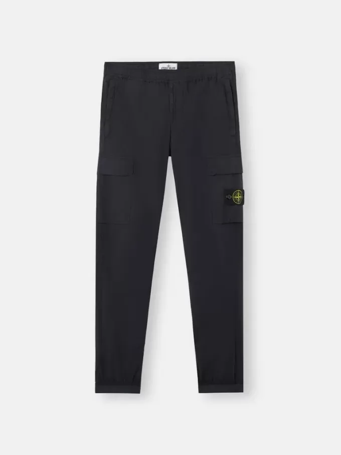 Cargohose mit normaler, konisch zulaufender Passform und Reißverschlusstaschen.
