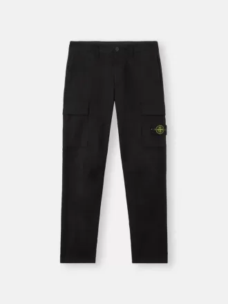 Cargohose mit normaler, konisch zulaufender Passform und Reißverschlusstaschen.