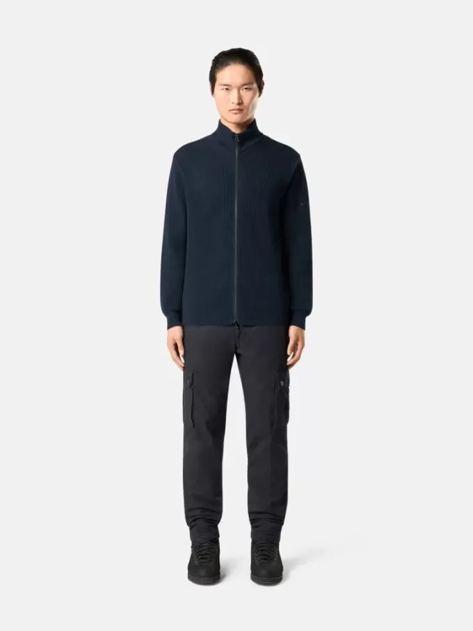 Cargohose mit normaler, konisch zulaufender Passform und Reißverschlusstaschen.