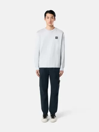 Cargohose mit normaler, konischer Passform und Reißverschlusstaschen.
