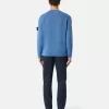 Chino-Hose in regulärer Passform mit Taschen und Compass-Aufnäher.