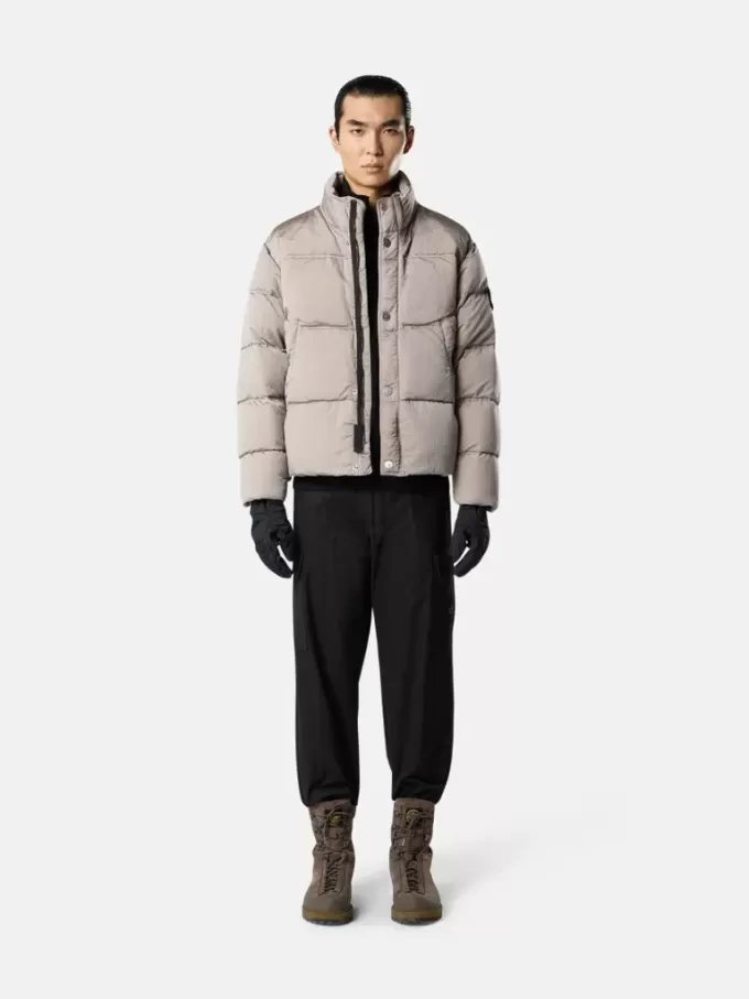Daunenjacke mit Anti-Drop- und Druckknopftaschen