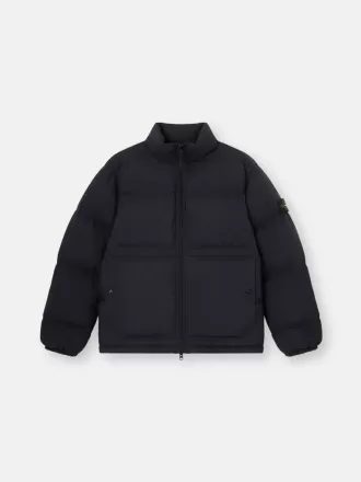 Daunenjacke mit wasserabweisender Beschichtung