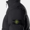 Daunenjacke mit wasserabweisender Beschichtung