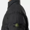 Daunenjacke mit Windschutz