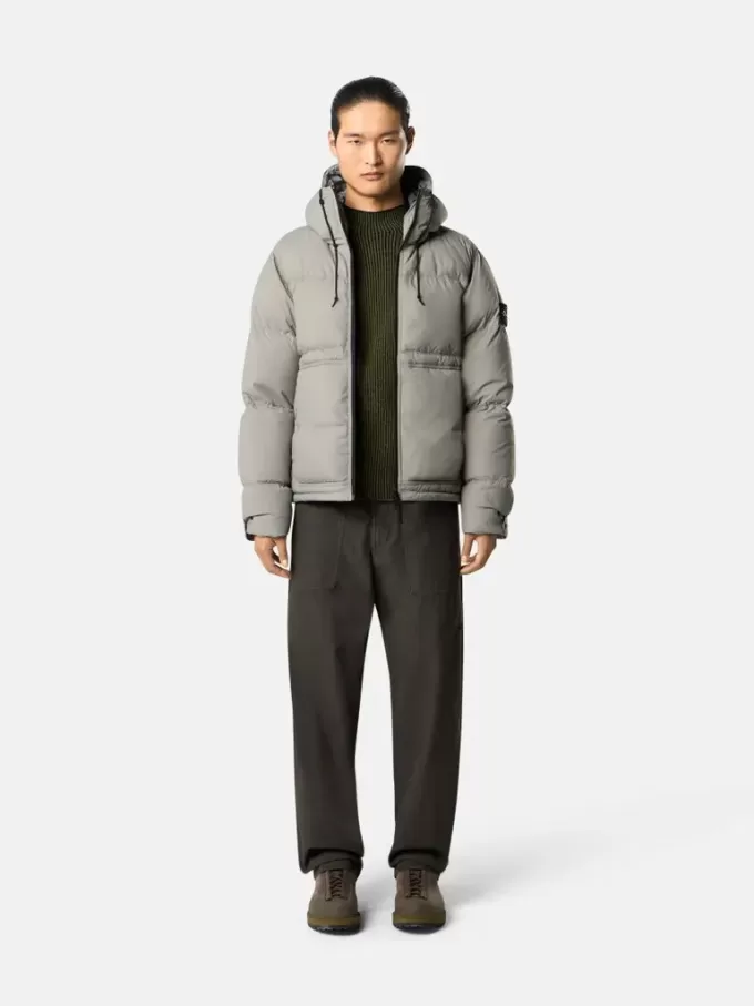 Daunenparka mit wasserabweisender Oberfläche und Druckknopftaschen