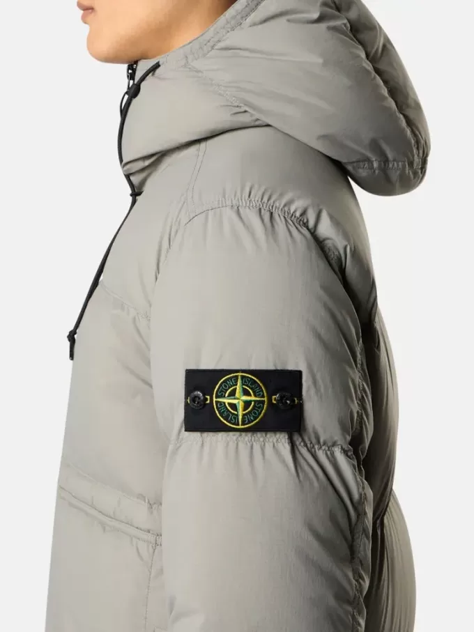 Daunenparka mit wasserabweisender Oberfläche und Druckknopftaschen
