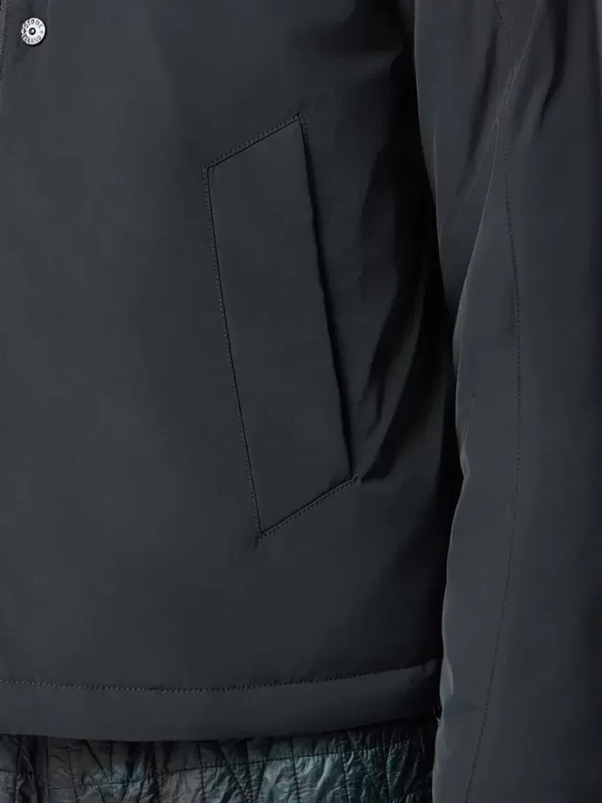 Gepolsterte Kapuzenjacke mit Anti-Drop- und Druckknopftaschen