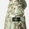 Kapuzenjacke mit Camouflage-Print und Anti-Drop-Beschichtung