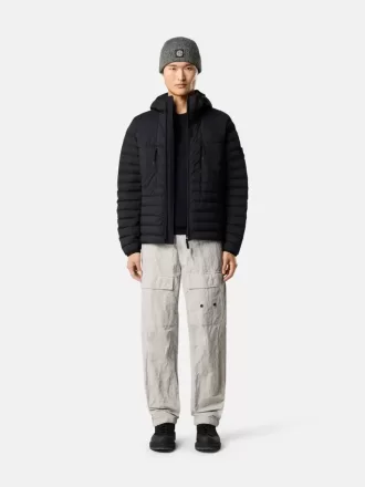 Kapuzenjacke mit nahtlosen Federtunneln und Anti-Drop-Funktion
