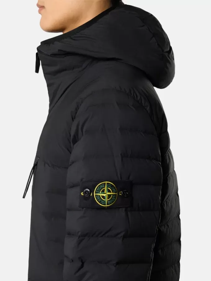 Kapuzenjacke mit nahtlosen Federtunneln und Anti-Drop-Funktion