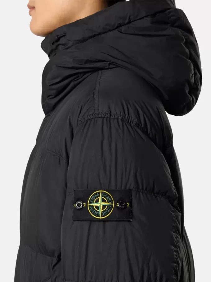 Kapuzenparka aus Daunen mit Windschutz