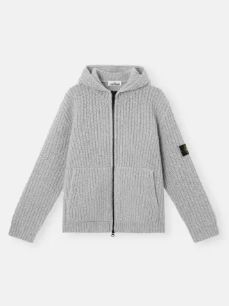 Kapuzenpullover mit Reißverschluss, Taschen und Fischerrippenmuster.