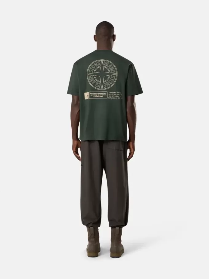 Kurzarm-T-Shirt in regulärer Passform mit „Industrial”-Aufdruck