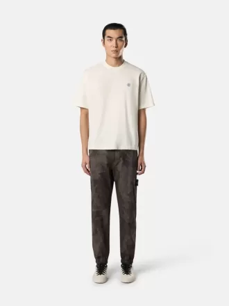 Kurzarm-T-Shirt mit Kompass-Aufnäher