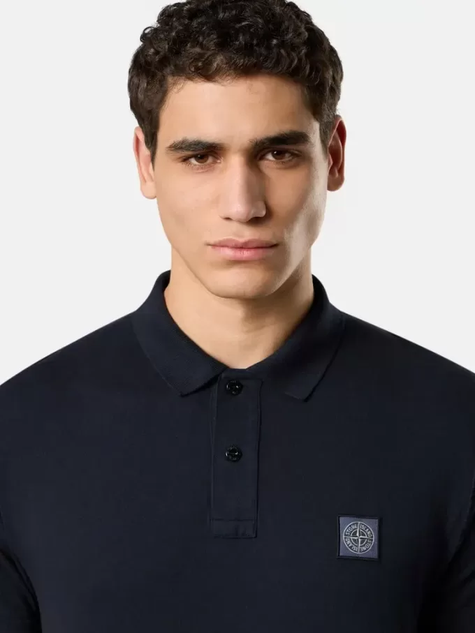 Kurzärmeliges Poloshirt mit Kompass-Aufnäher