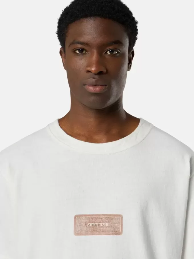 Kurzärmeliges T-Shirt in regulärer Passform mit archivinspiriertem Print