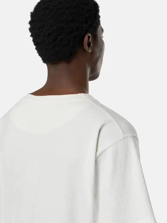 Kurzärmeliges T-Shirt in regulärer Passform mit archivinspiriertem Print