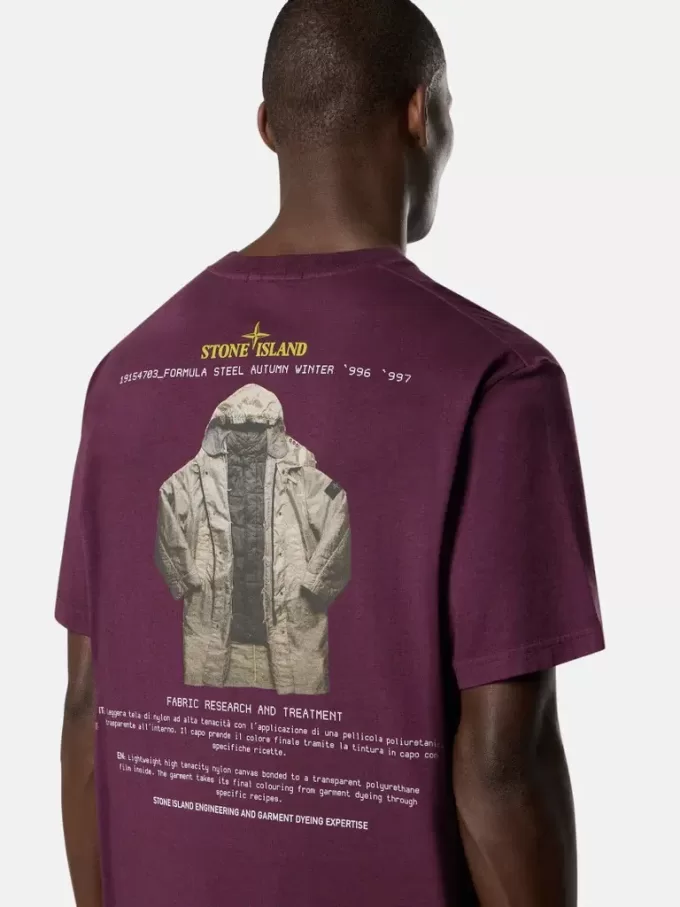 Kurzärmeliges T-Shirt in regulärer Passform mit saisonalem „Archivio”-Print