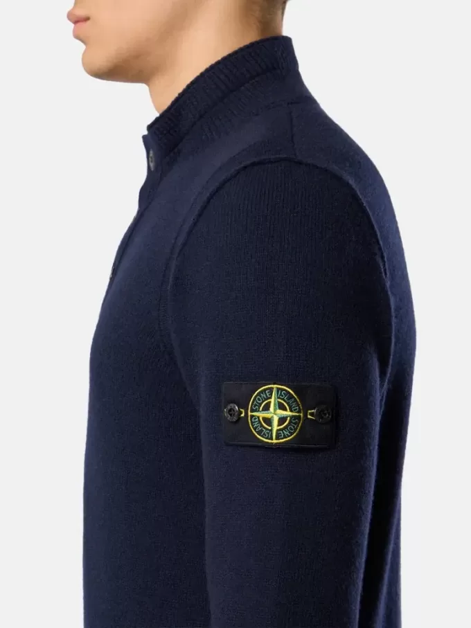 Pullover mit halbem Reißverschluss und Filzbesatz