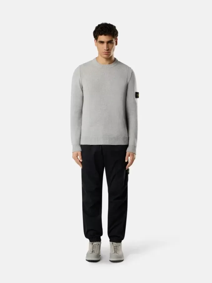 Pullover mit Rundhalsausschnitt und Details in Umkehrmaschen