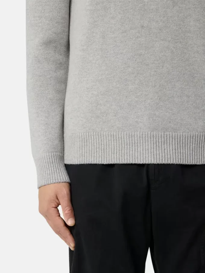 Pullover mit Rundhalsausschnitt und Details in Umkehrmaschen