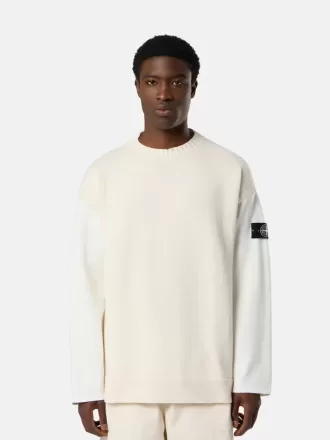Pullover mit Rundhalsausschnitt und kontrastierenden Ziernähten