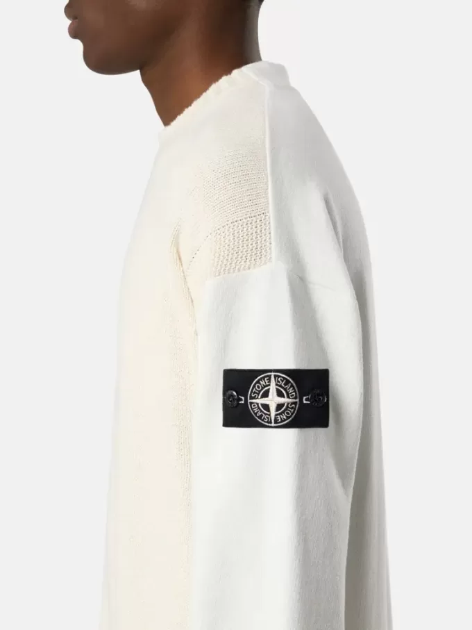 Pullover mit Rundhalsausschnitt und kontrastierenden Ziernähten
