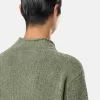 Pullover mit Stehkragen und Ziernähten
