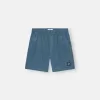 Regular-Fit-Badeshorts mit Taschen und Mesh-Futter.