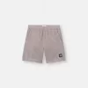 Regular-Fit-Badeshorts mit Taschen und Mesh-Futter.