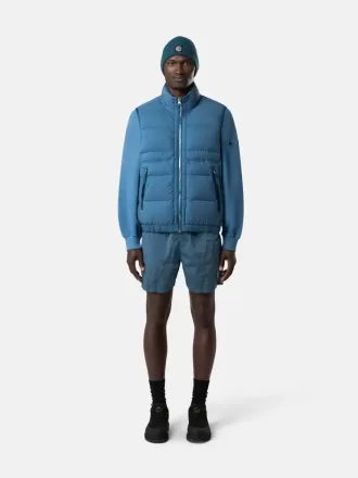 Regular-Fit-Badeshorts mit Taschen und Mesh-Futter.