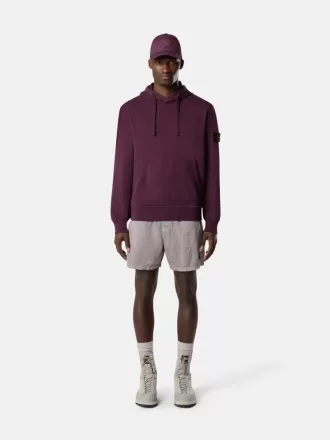 Regular-Fit-Badeshorts mit Taschen und Mesh-Futter.