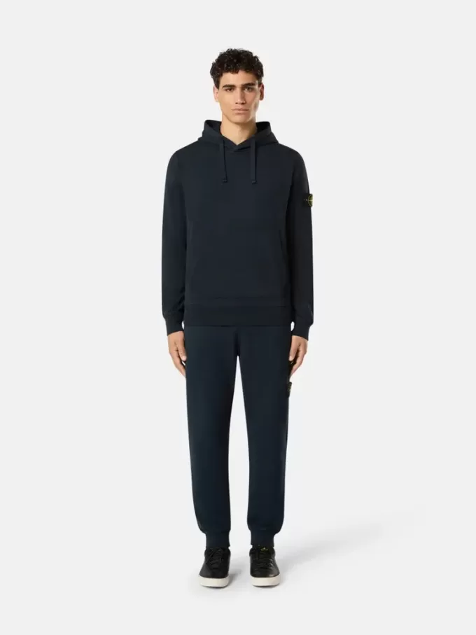Regular-Fit-Kapuzenpullover mit Kängurutasche.