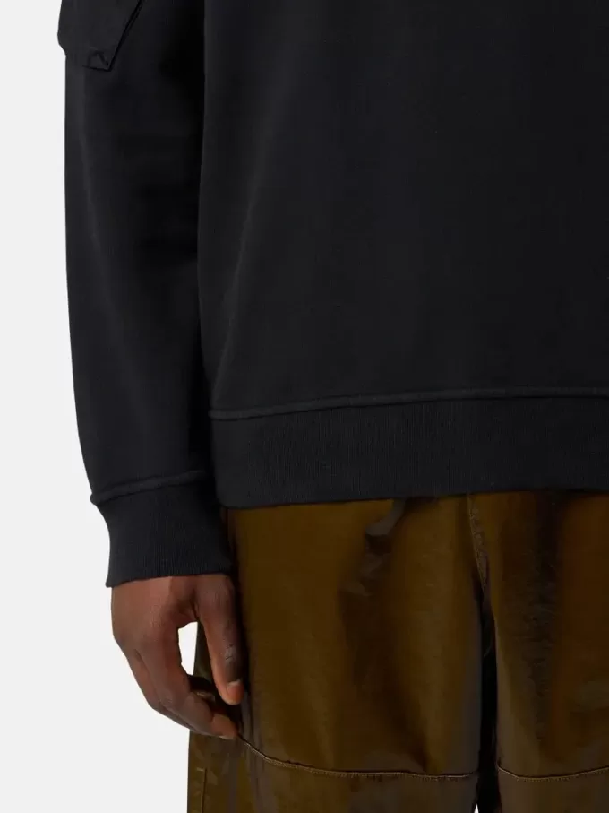 Regular-Fit-Sweatshirt mit Rundhalsausschnitt und Ärmeltaschen