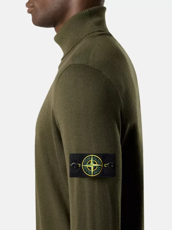 Rollkragenpullover mit gerippten Bündchen