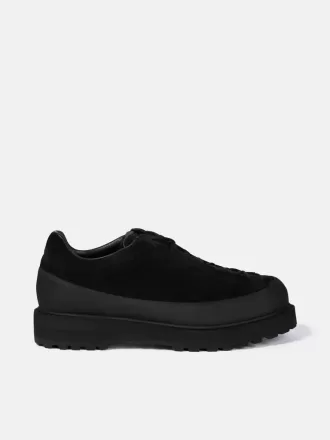 Schnürsneaker mit Gummirand und Profilsohle