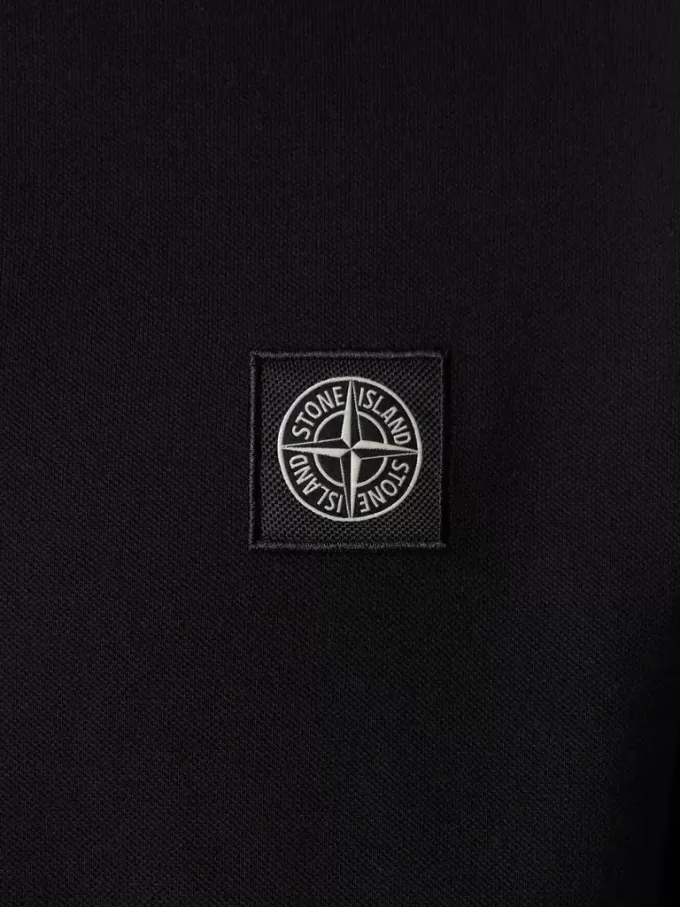 Slim-Fit-Kurzarm-Poloshirt mit gestreiften Details