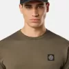 Slim-Fit-T-Shirt mit kurzen Ärmeln und Kompass-Aufnäher Slim-Fit-T-Shirt mit kurzen Ärmeln und Kompass-Aufnäher