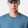 Slim-Fit-T-Shirt mit kurzen Ärmeln und Kompass-Aufnäher